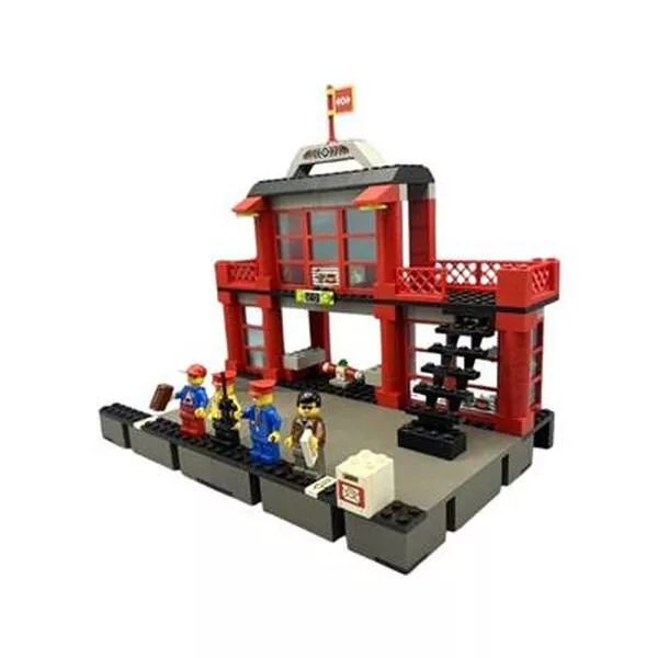 Trains 4556 Train Station