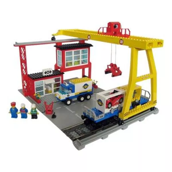 Trains 4555 Cargo Station
