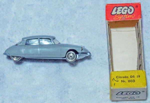 Classic 603-2 Citroën DS 19 1:87