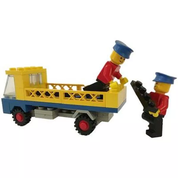 Town 643 Flatbed Truck