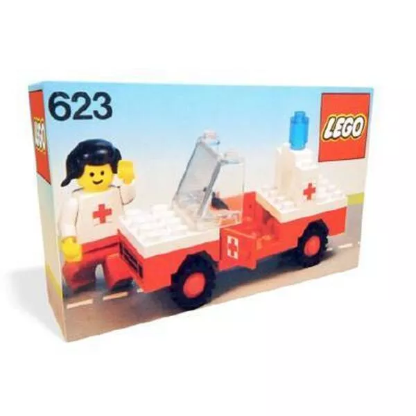 Town 623 Red Cross Car