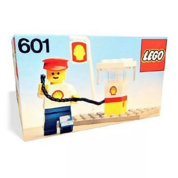 Town 601 Shell Filling Station