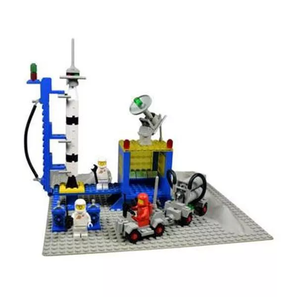 Space 483 Alpha-1 Rocket Base