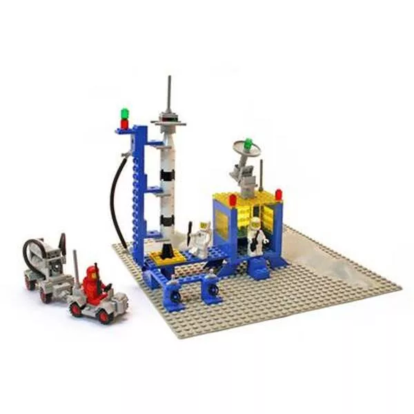 Space 483 Alpha-1 Rocket Base
