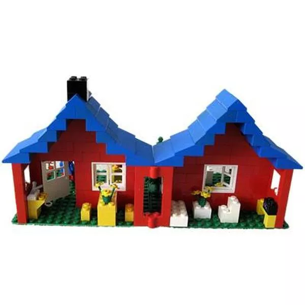 Town 560 Town House
