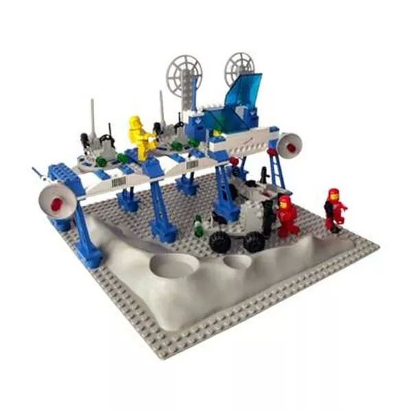 Space 6930 Space Supply Station