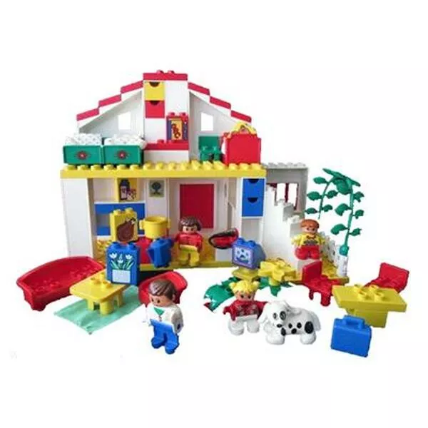 DUPLO 2818 Family Home