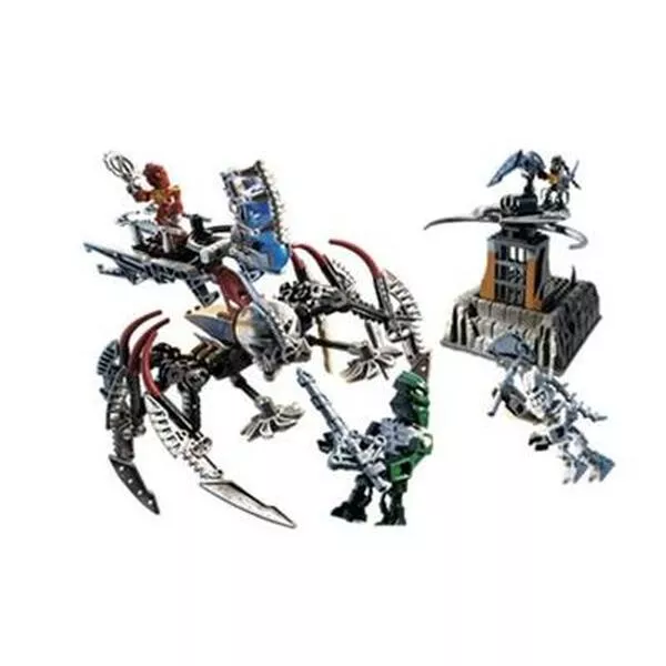 BIONICLE 8892 Piraka Outpost