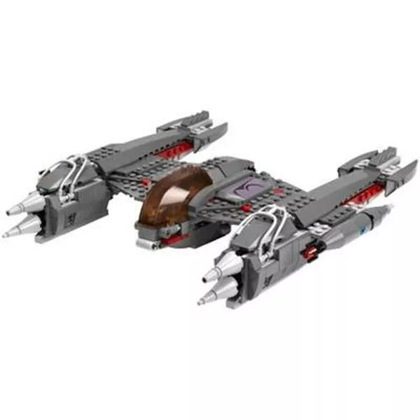 Star Wars 7673 MagnaGuard Starfighter