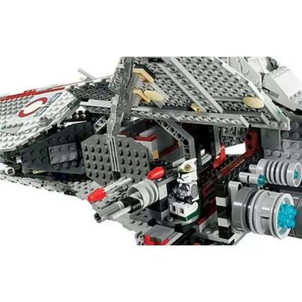 Star Wars 8039 Venator-Class Republic Attack Cruiser