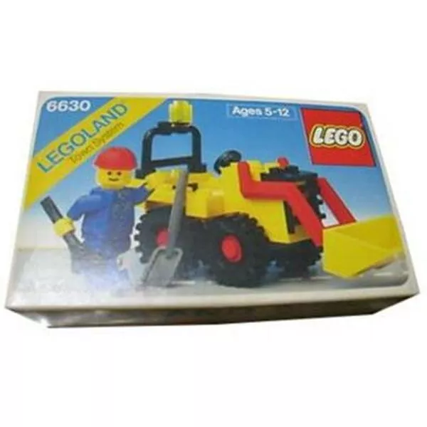 Town 6630 Bucket Loader