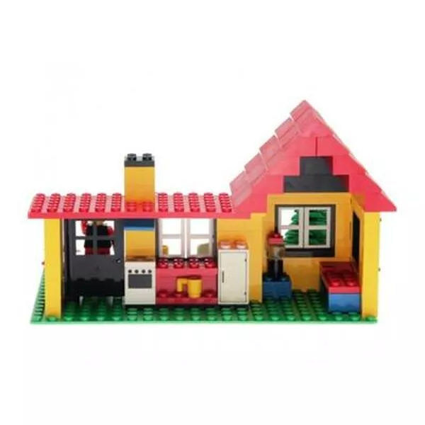 Town 6365 Summer Cottage