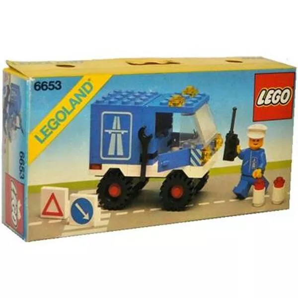 Town 6653 Highway Maintenance Truck