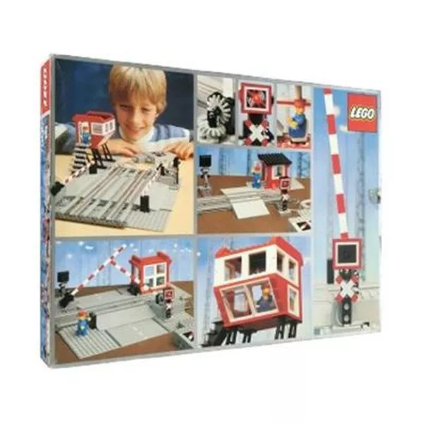Trains 7866 Remote Controlled Road Crossing 12 V