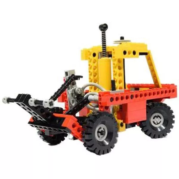 Technic 8843 Fork-Lift Truck