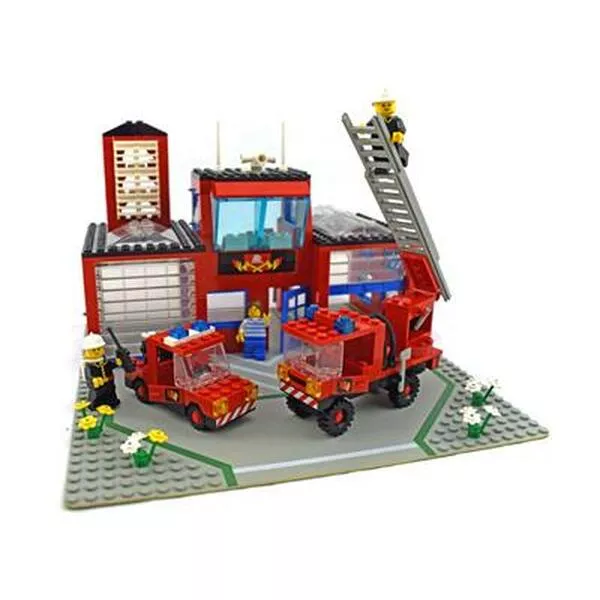 Town 6385 Fire House-I