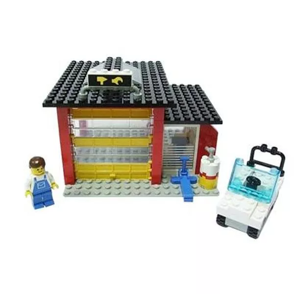 Town 6369 Auto Workshop