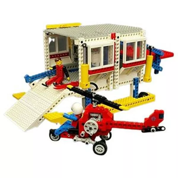 Technic 8680 Arctic Rescue Base