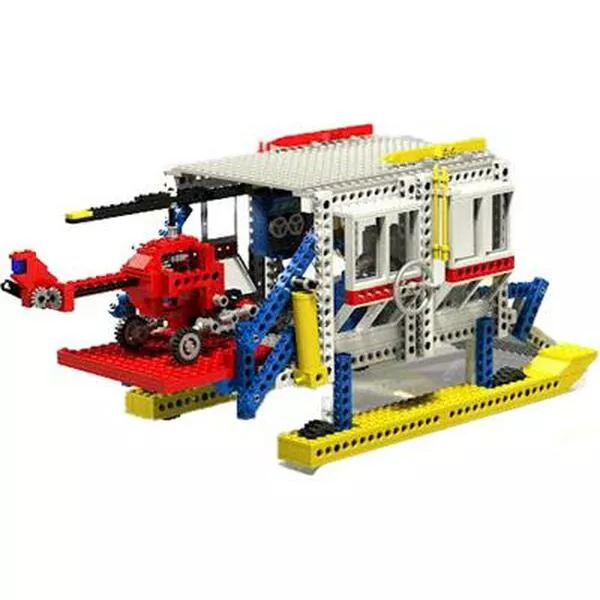Technic 8680 Arctic Rescue Base