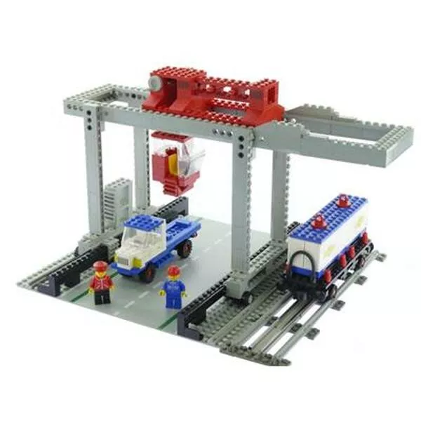 Trains 7823 Container Crane Depot