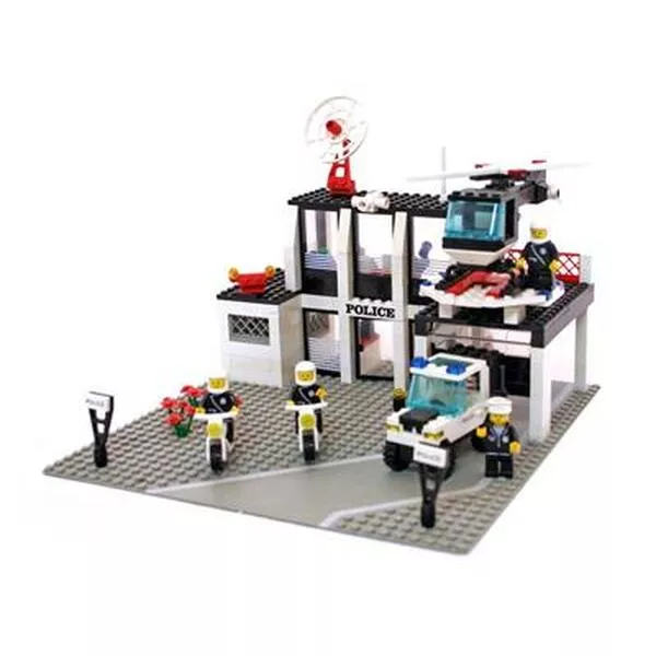 Town 6386 Police Command Base