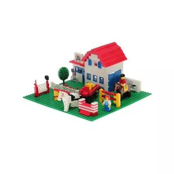 Town 6379 Riding Stable