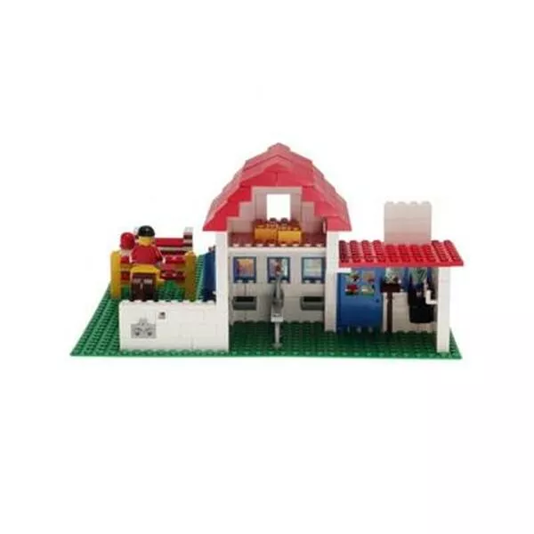 Town 6379 Riding Stable
