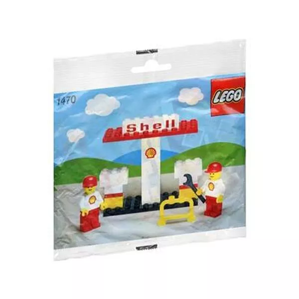 Town 1470 Petrol Pumps and Garage Staff