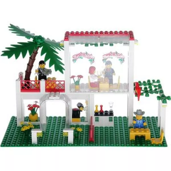 Town 6376 Breezeway Café