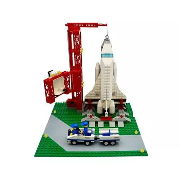 Town 1682 Space Shuttle Launch