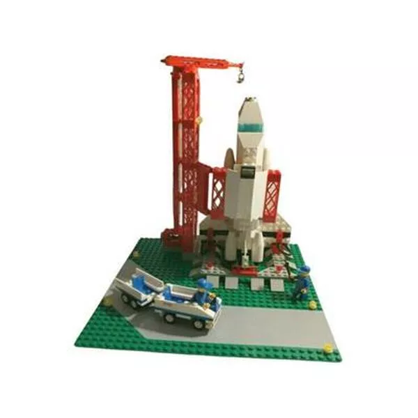 Town 1682 Space Shuttle Launch
