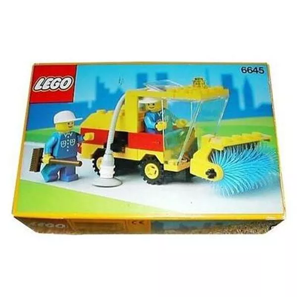 Town 6645 Street Sweeper