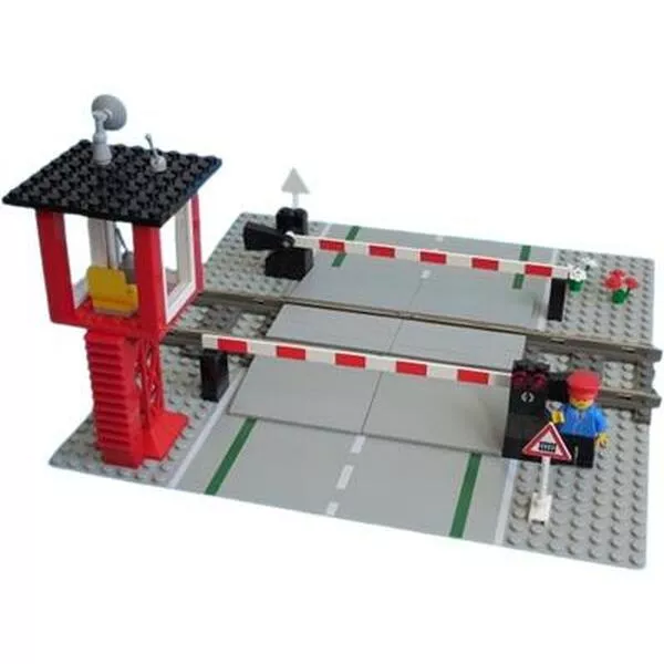 Trains 4539 Manual Level Crossing