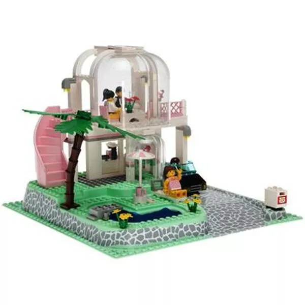 Town 6416 Poolside Paradise