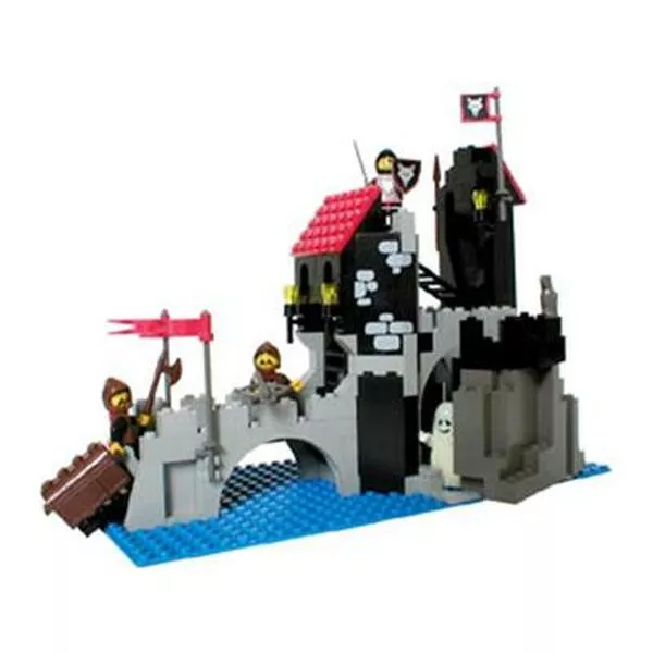 Castle 6075 Wolfpack Tower