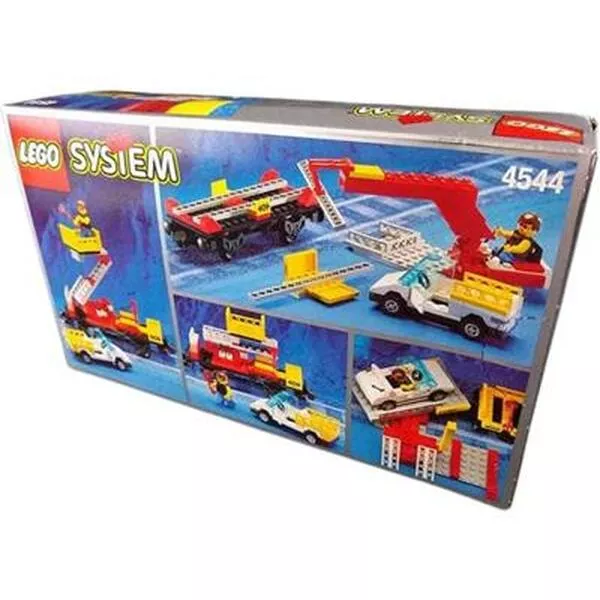 Trains 4544 Car Transport Wagon with Car