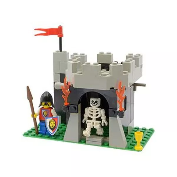 Castle 6036 Skeleton Surprise
