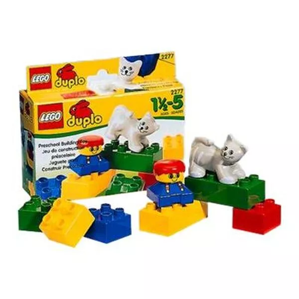 DUPLO 2277 Boy with Cat