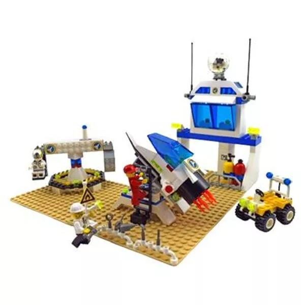 Town 6455 Space Simulation Station