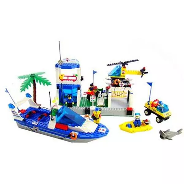 Town 6435 Coast Guard HQ