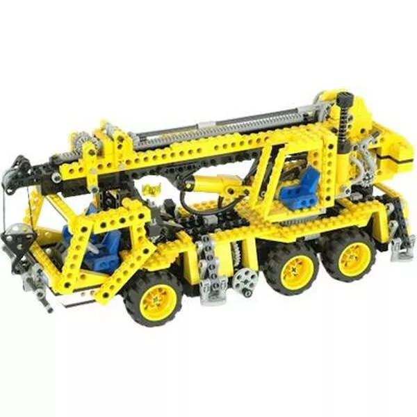 Technic 8438 Pneumatic Crane Truck