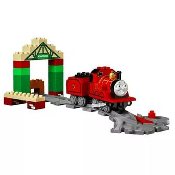 DUPLO 5552 James at Knapford Station