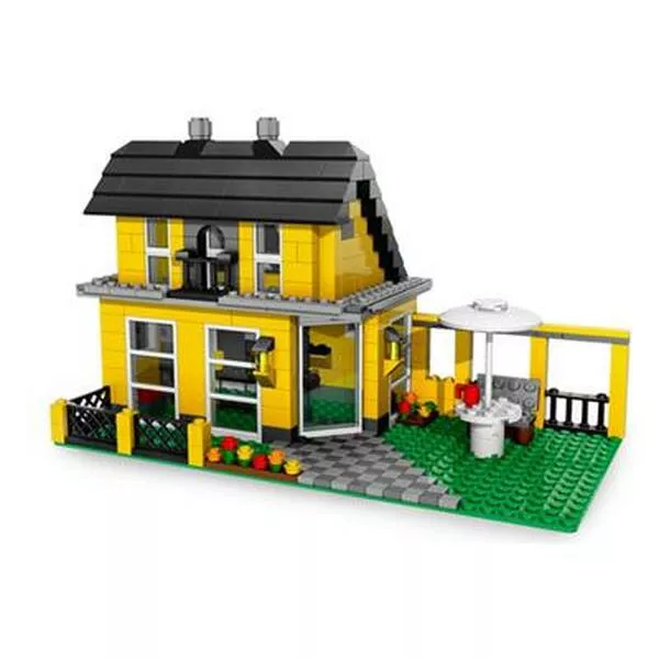 Creator 4996 Beach House