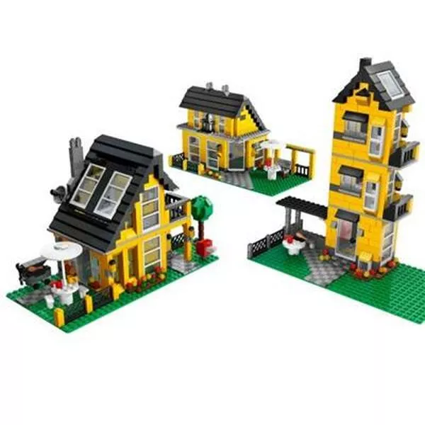 Creator 4996 Beach House