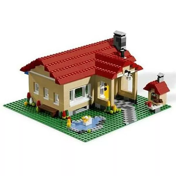 Creator 6754 Family Home