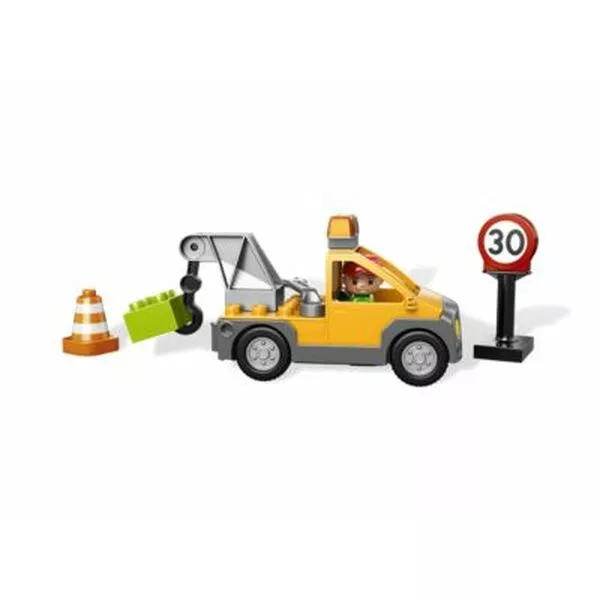 DUPLO 6146 Tow Truck
