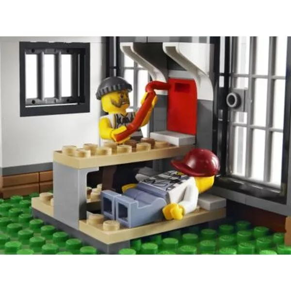 City 4440 Forest Police Station