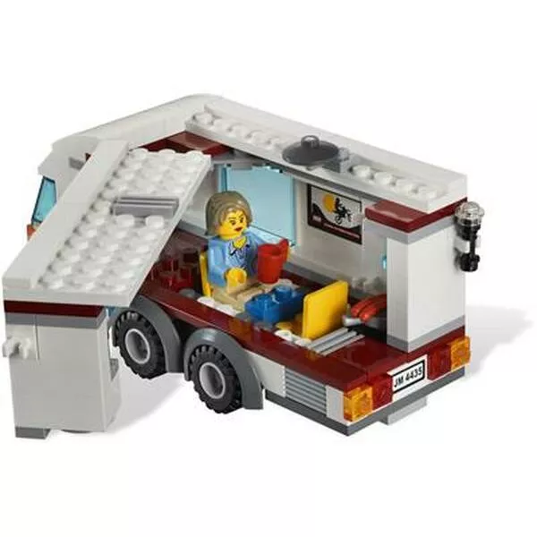 City 4435 Car and Caravan