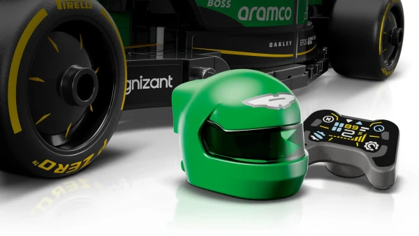 Speed Champions 77245 Aston Martin Aramco F1 AMR24 Race Car