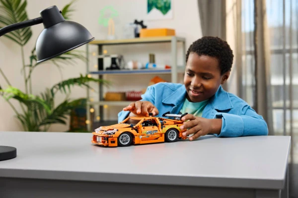 Technic 42204 Fast & Furious Toyota Supra MK4